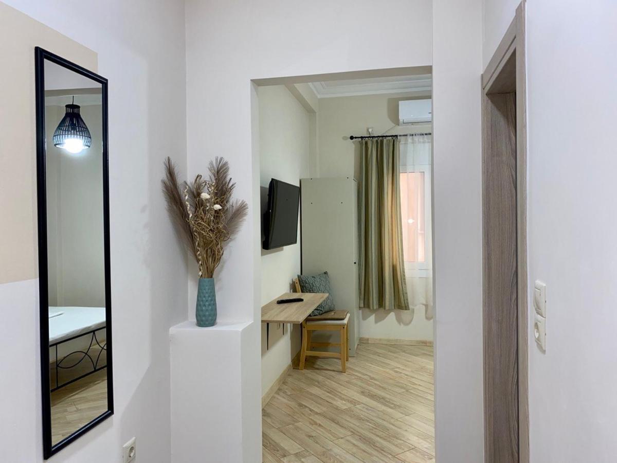 Ferienwohnung A Modern Flat In The Centre Athen Exterior foto